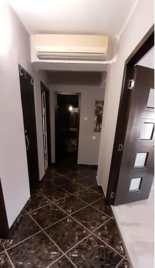 Alfredo Apartament Buzau Bagian luar foto