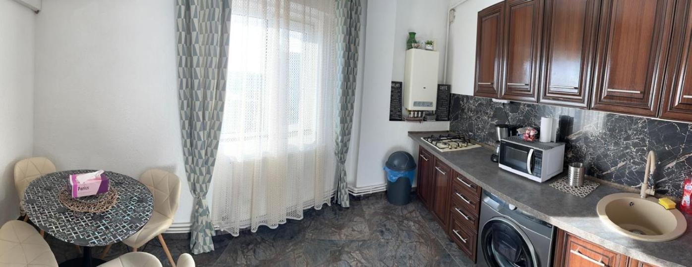 Alfredo Apartament Buzau Bagian luar foto