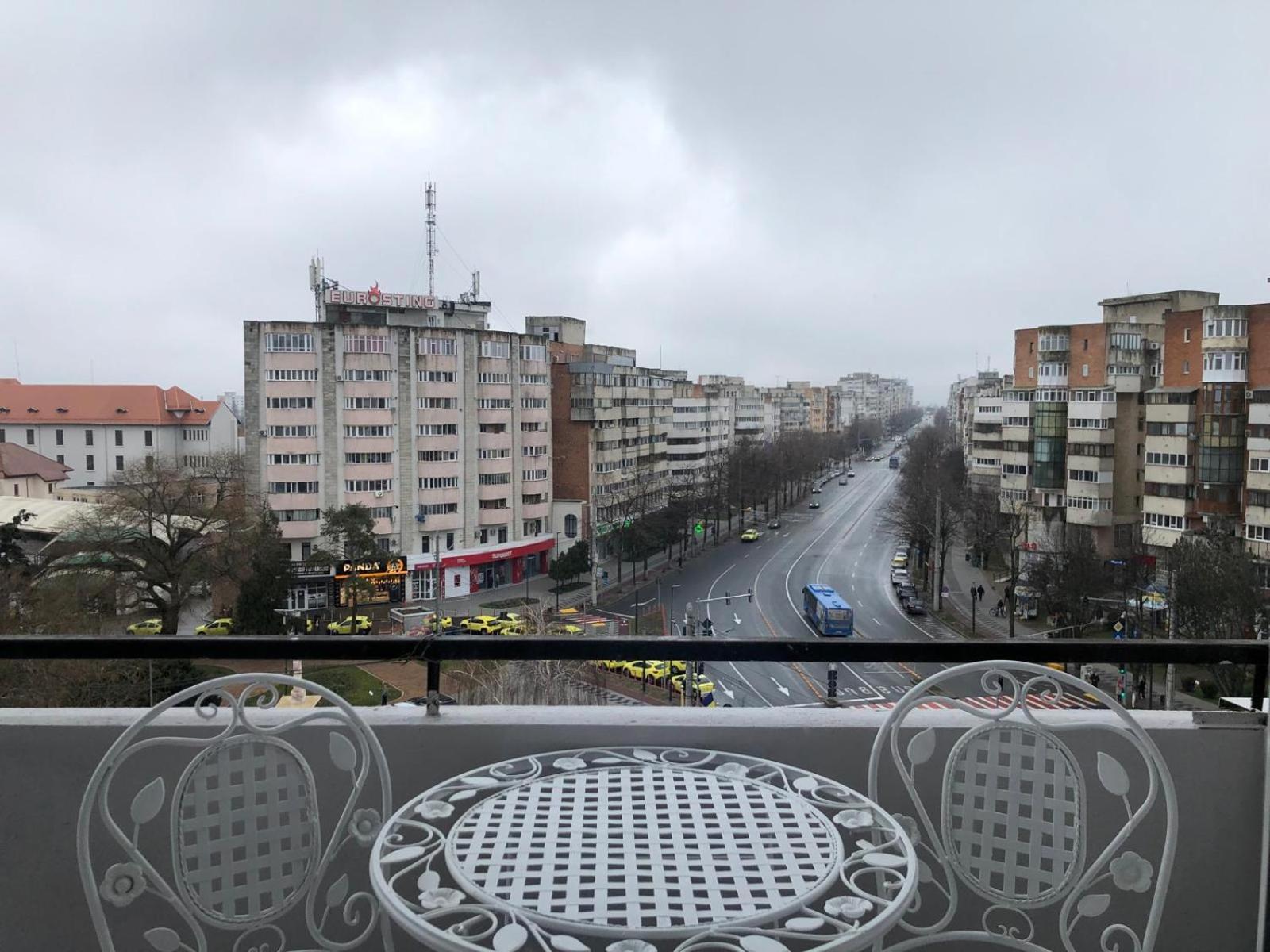 Alfredo Apartament Buzau Bagian luar foto